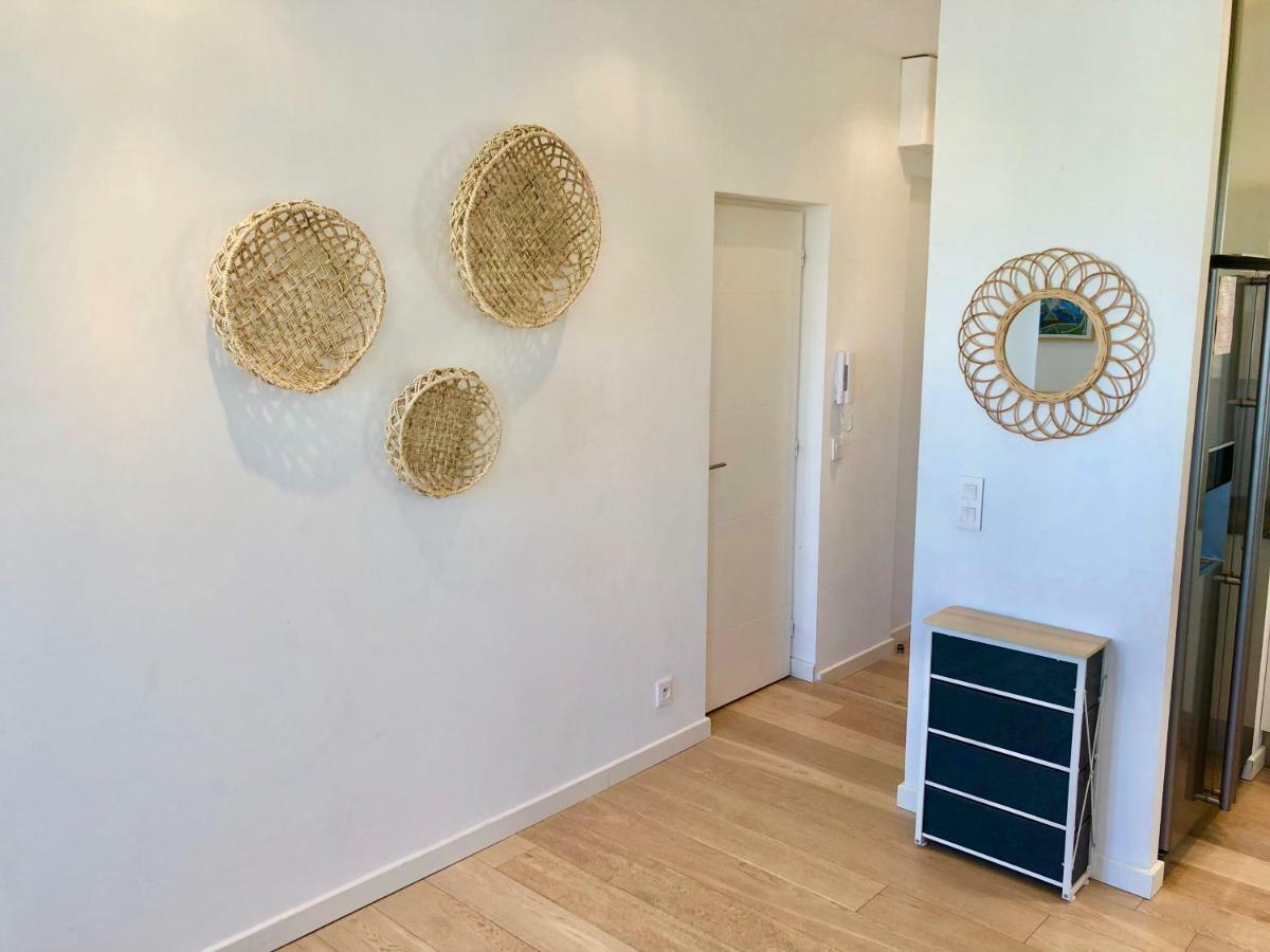 Bright & Modern In The Heart Of Antibes